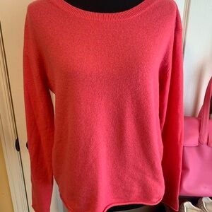 Luxurious Coral/pink 100% cashmere sweater